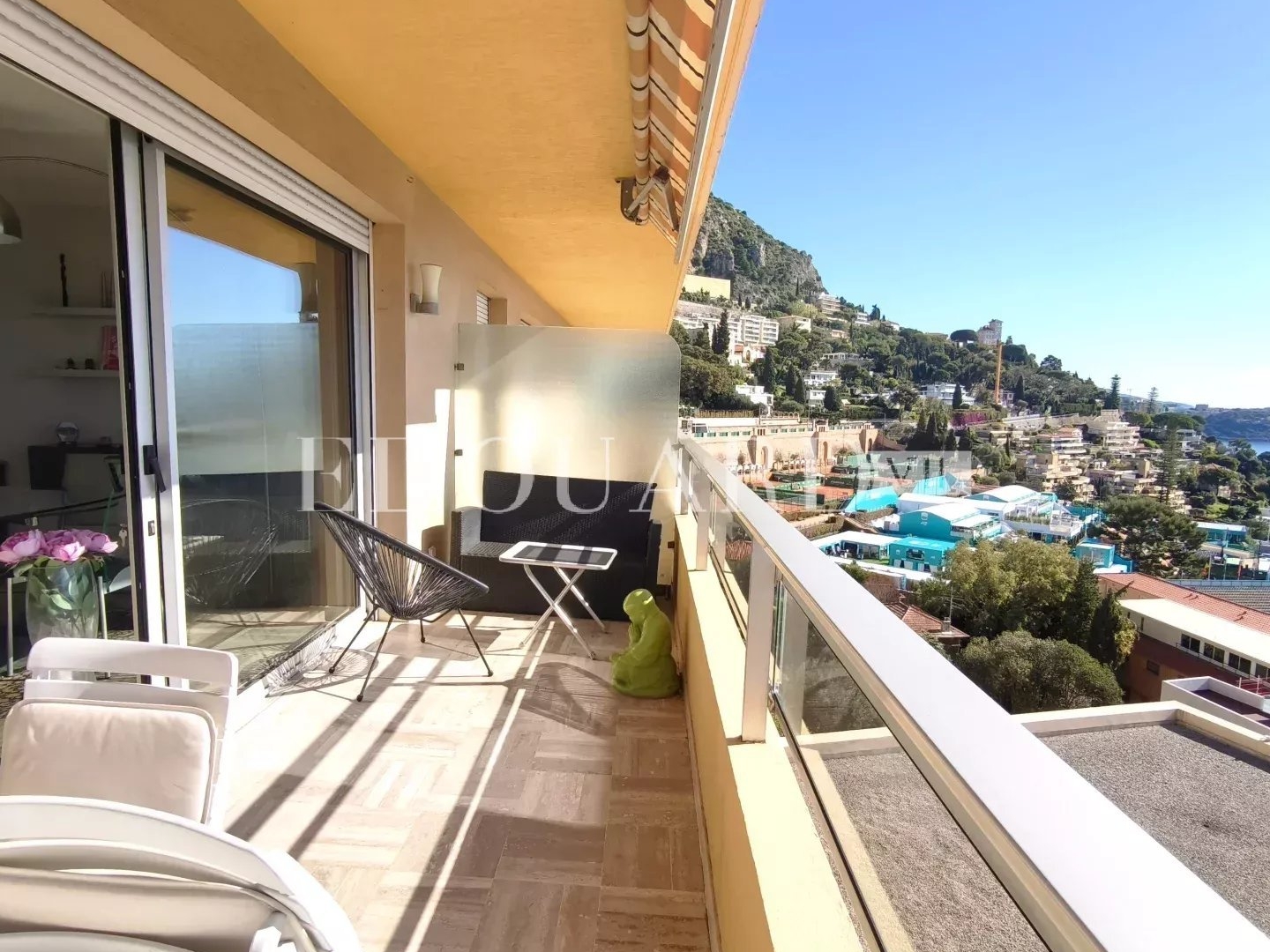 Appartement à vendre - 3 pièces - 108m2 - Roquebrune-Cap-Ma... (06190)
