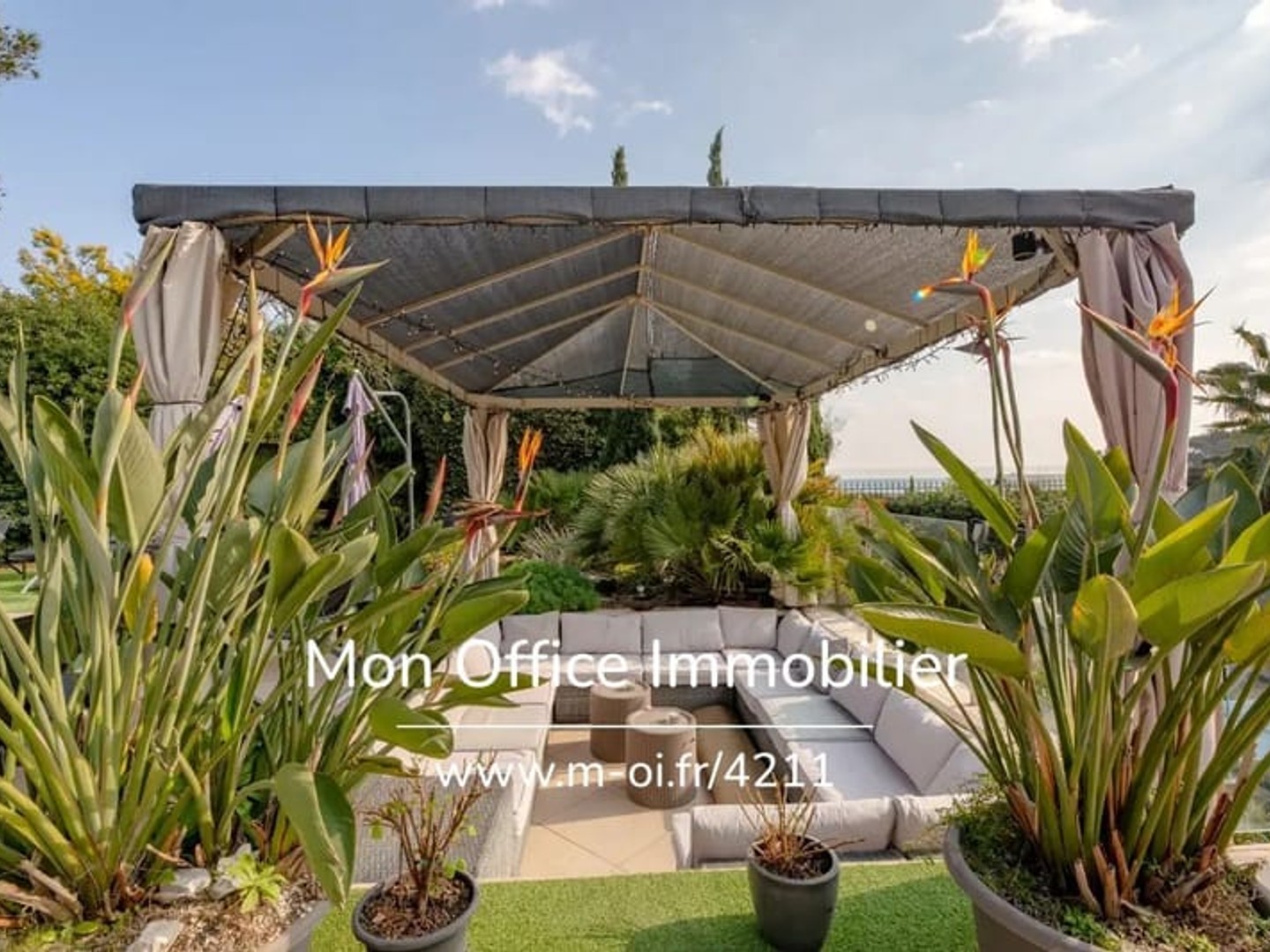 Maison à vendre - 10 pièces - 308m2 - Fréjus (83370)