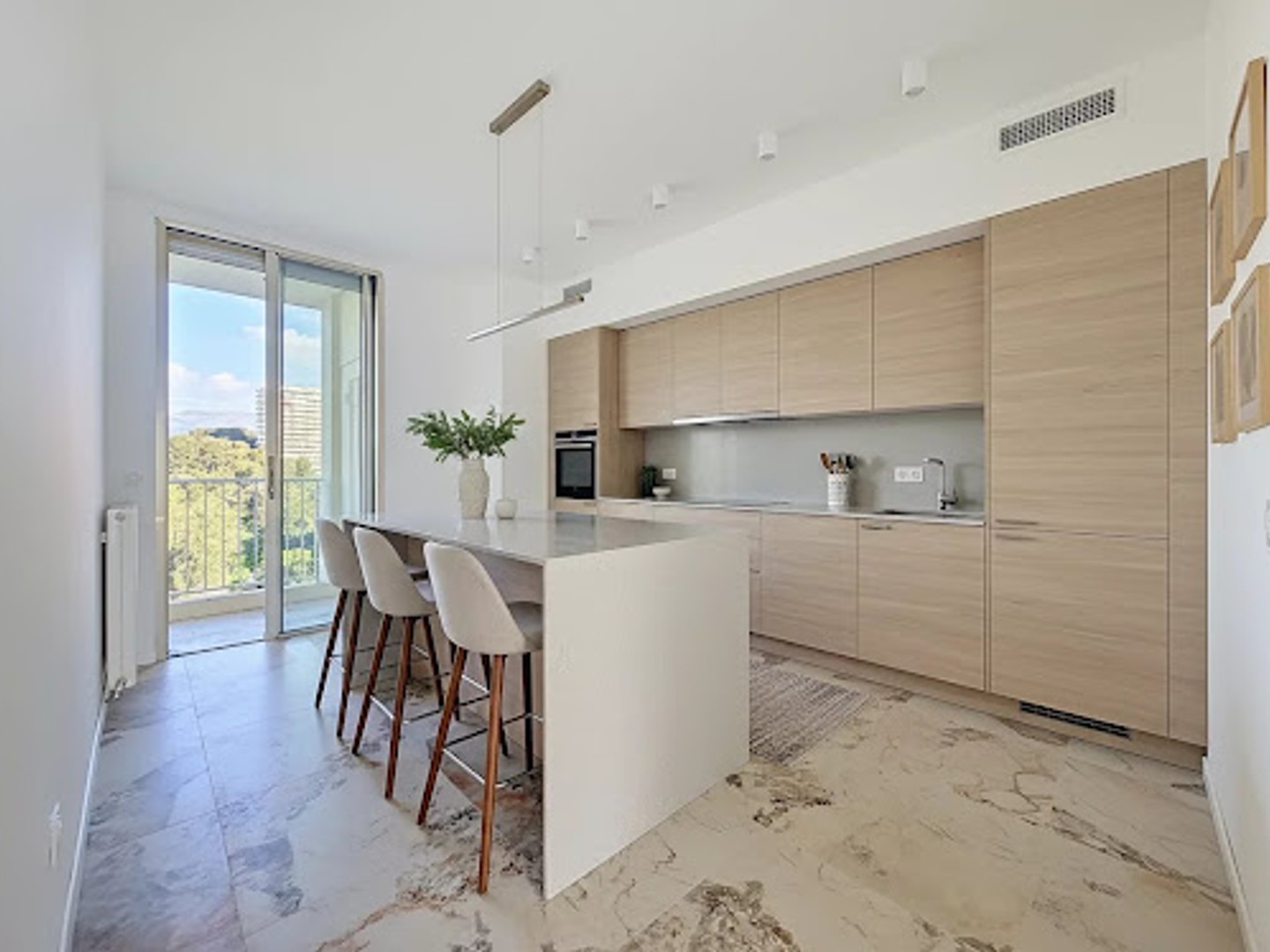Appartement à vendre - 3 pièces - 73m2 - Cagnes-Sur-Mer (06800)