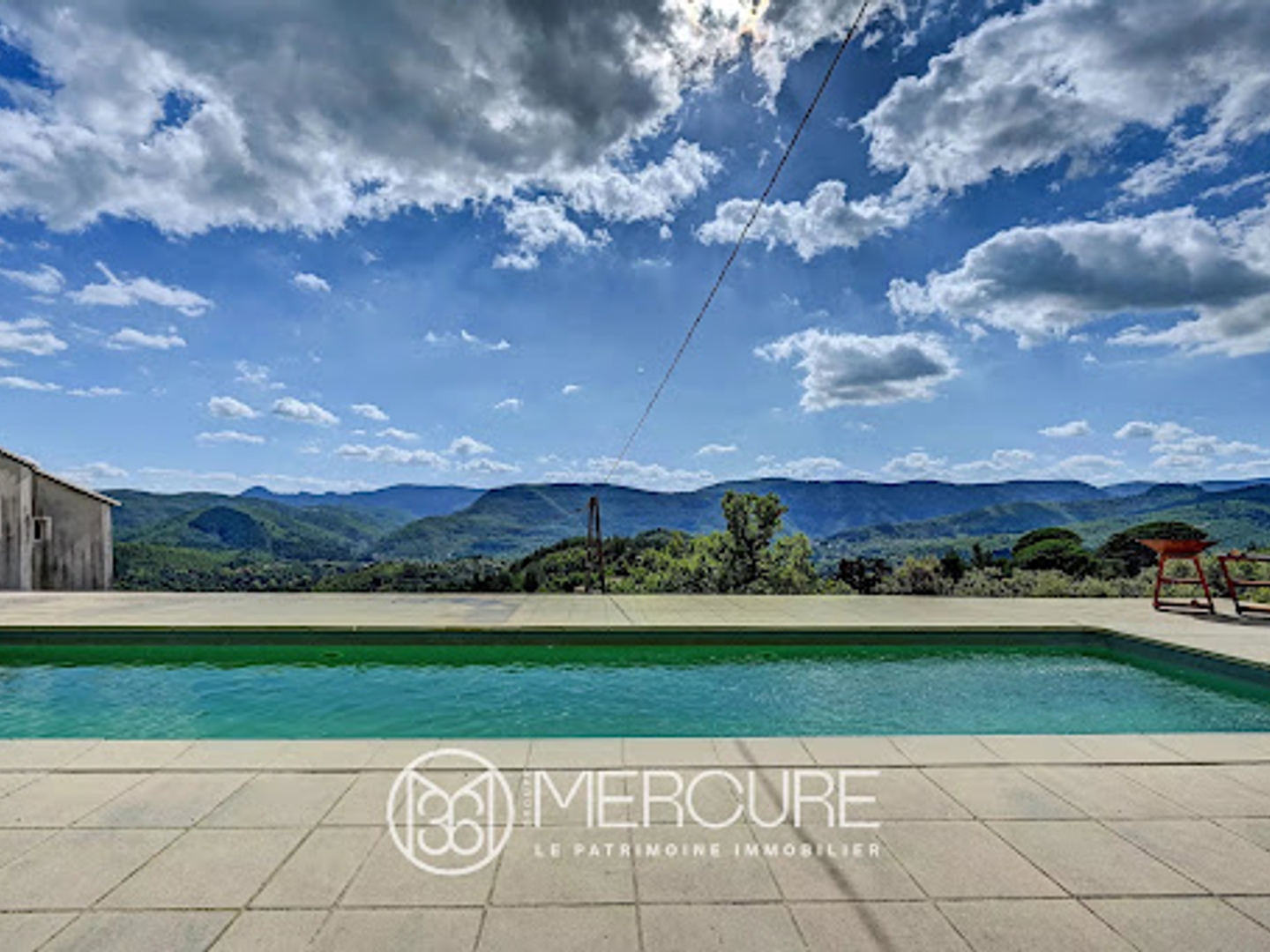 Maison à vendre - 14 pièces - 285m2 - Le Vigan (30120)