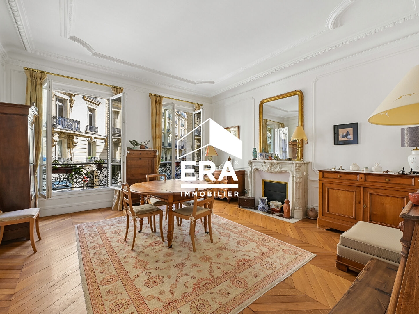 Appartement à vendre - 5 pièces - 124m2 - Paris 8e (75008)