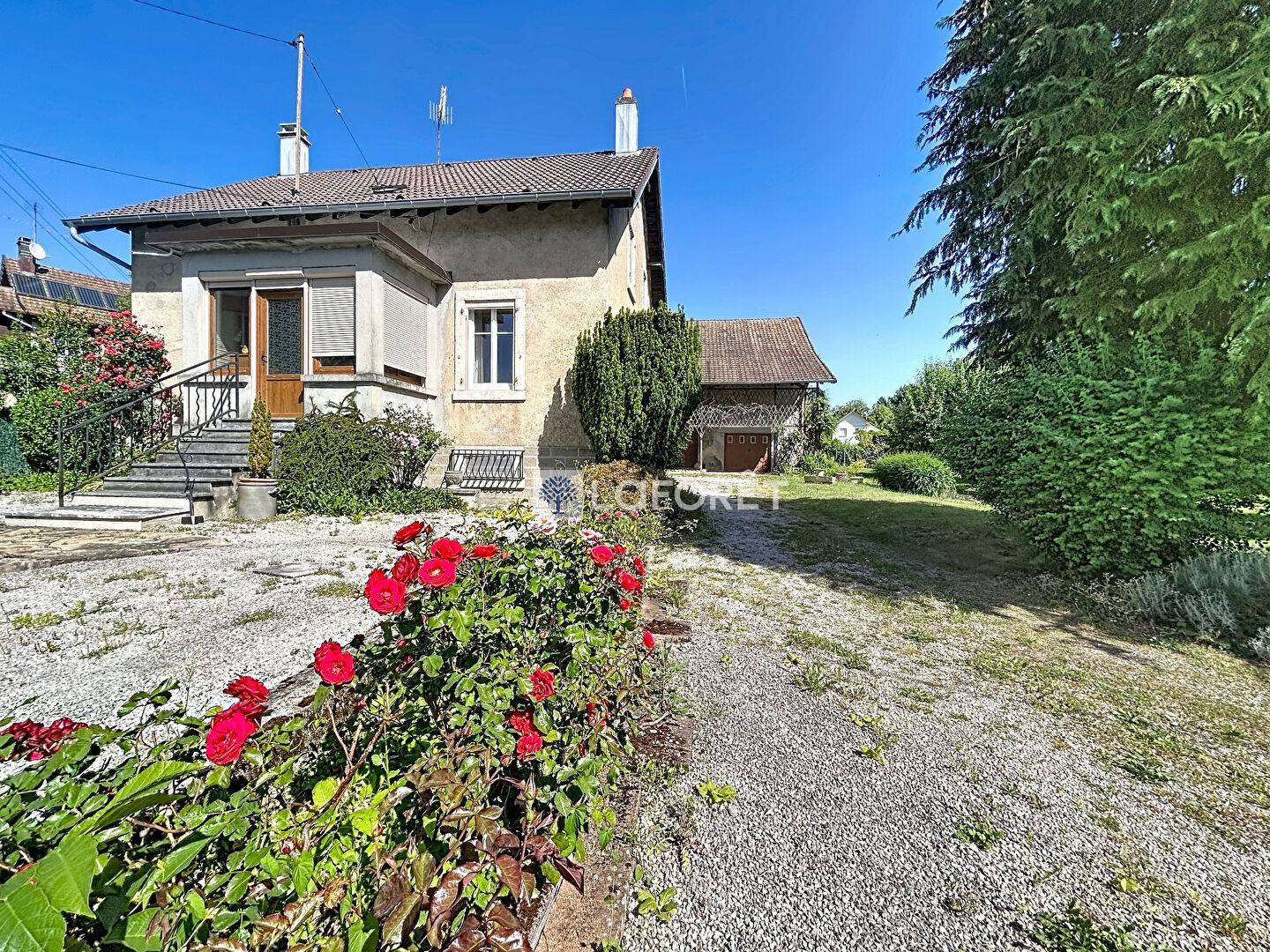 Maison à vendre - 7 pièces - 138m2 - Fesches-Le-Châtel (25490)