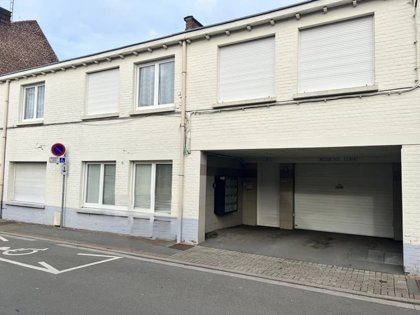 Immeuble à vendre - 22 pièces - 550m2 - Villeneuve-D'ascq (59493)