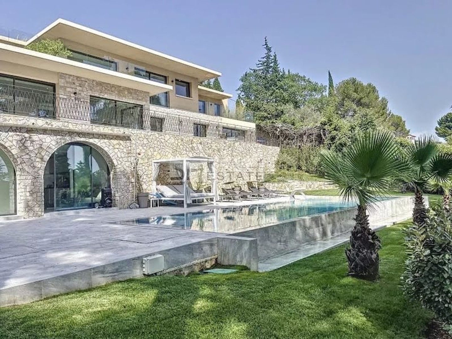 Maison à vendre - 10 pièces - 360m2 - Mougins (06250)