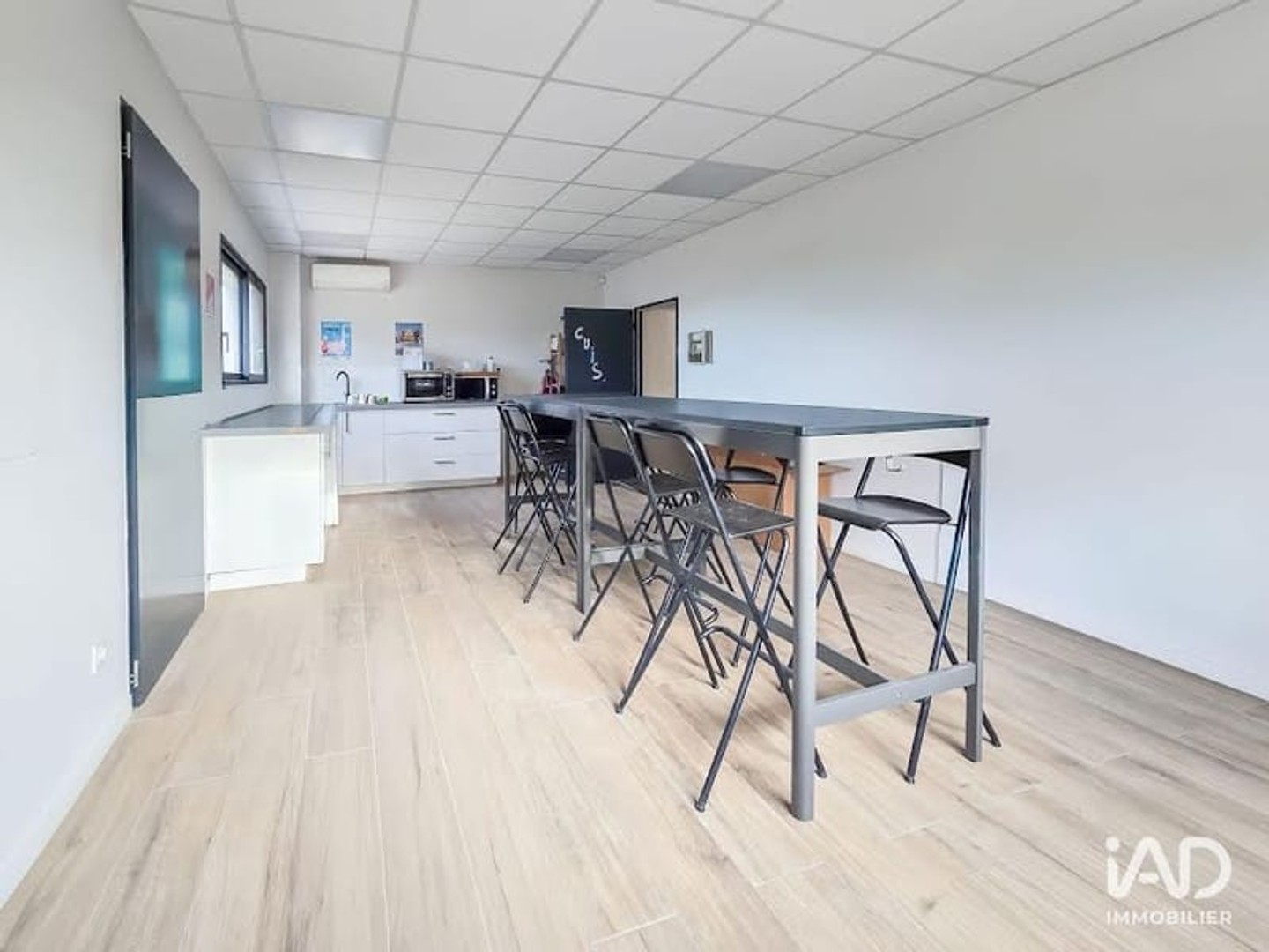 Bureaux à vendre - 1320m2 - Bressols (82710)