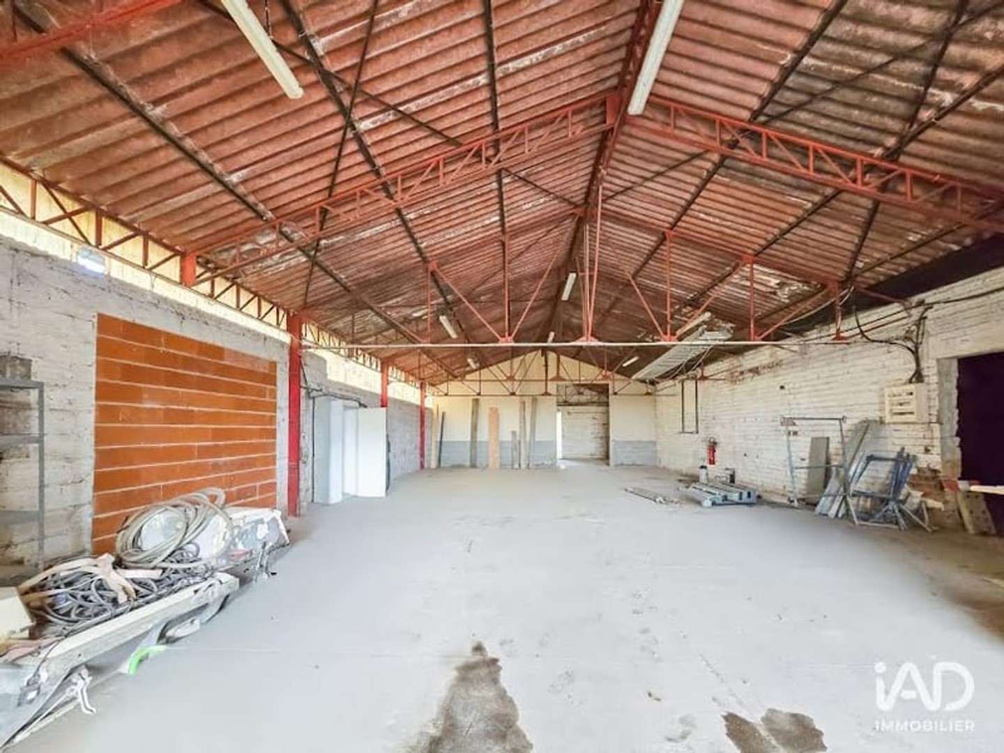 Bureaux à vendre - 1320m2 - Bressols (82710)