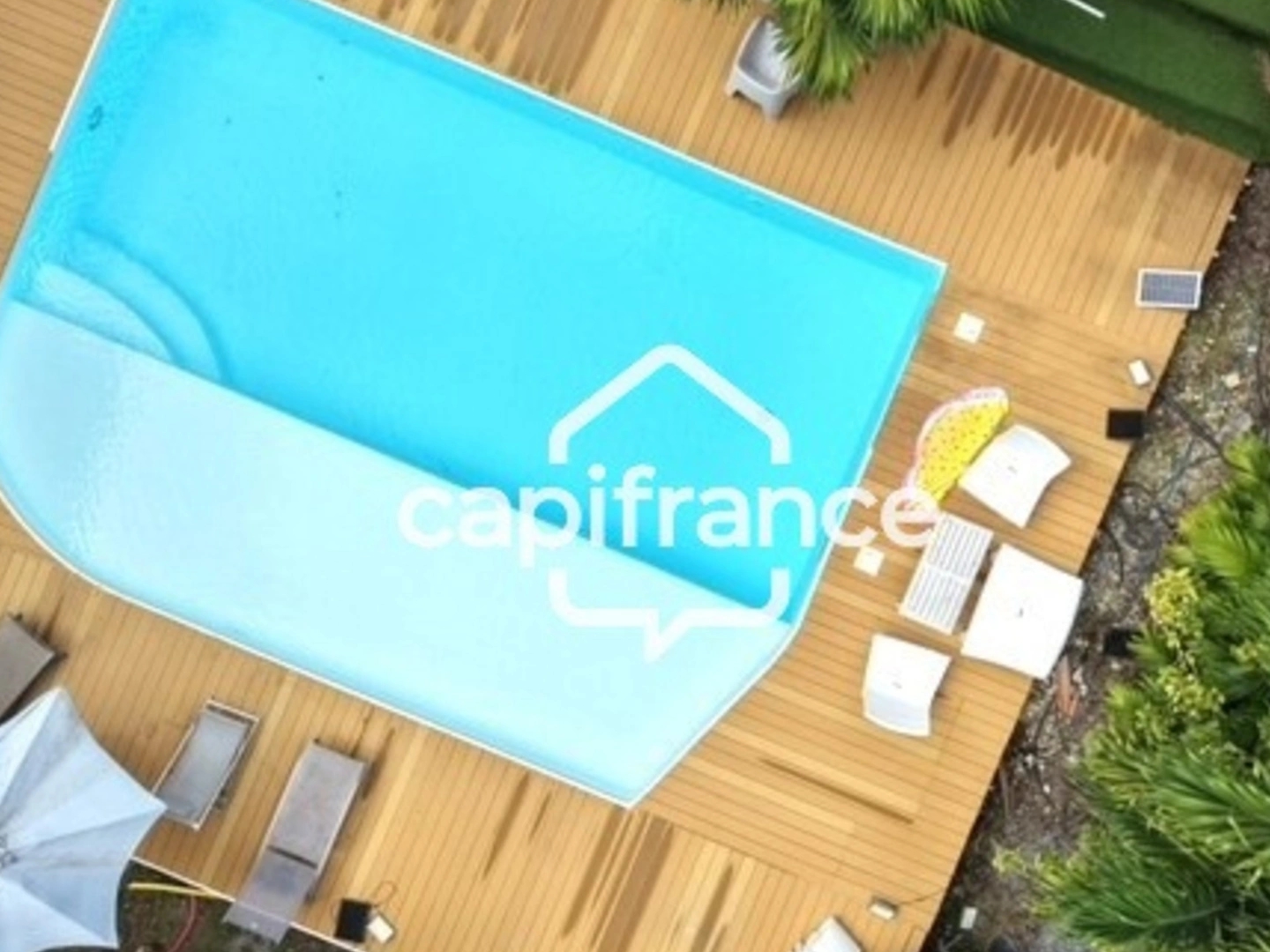 Maison 8 pièces 268 m²