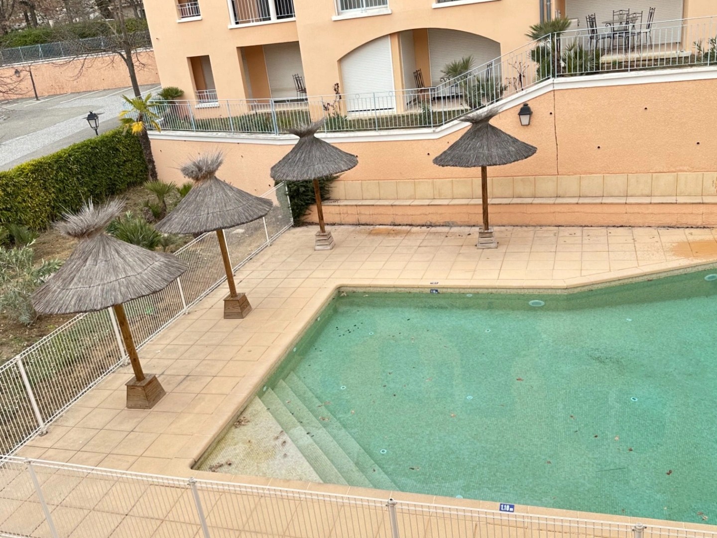 Appartement à vendre - 2 pièces - 40m2 - Gréoux-Les-Bains (04800)