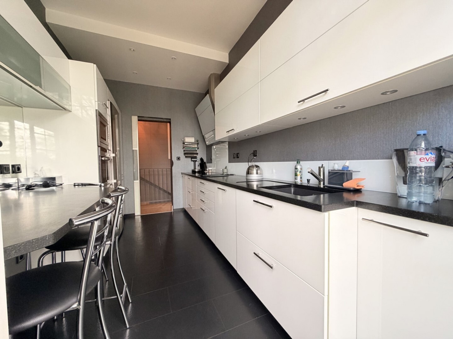 Maison à vendre - 6 pièces - 360m2 - Vernou-Sur-Brenne (37210)