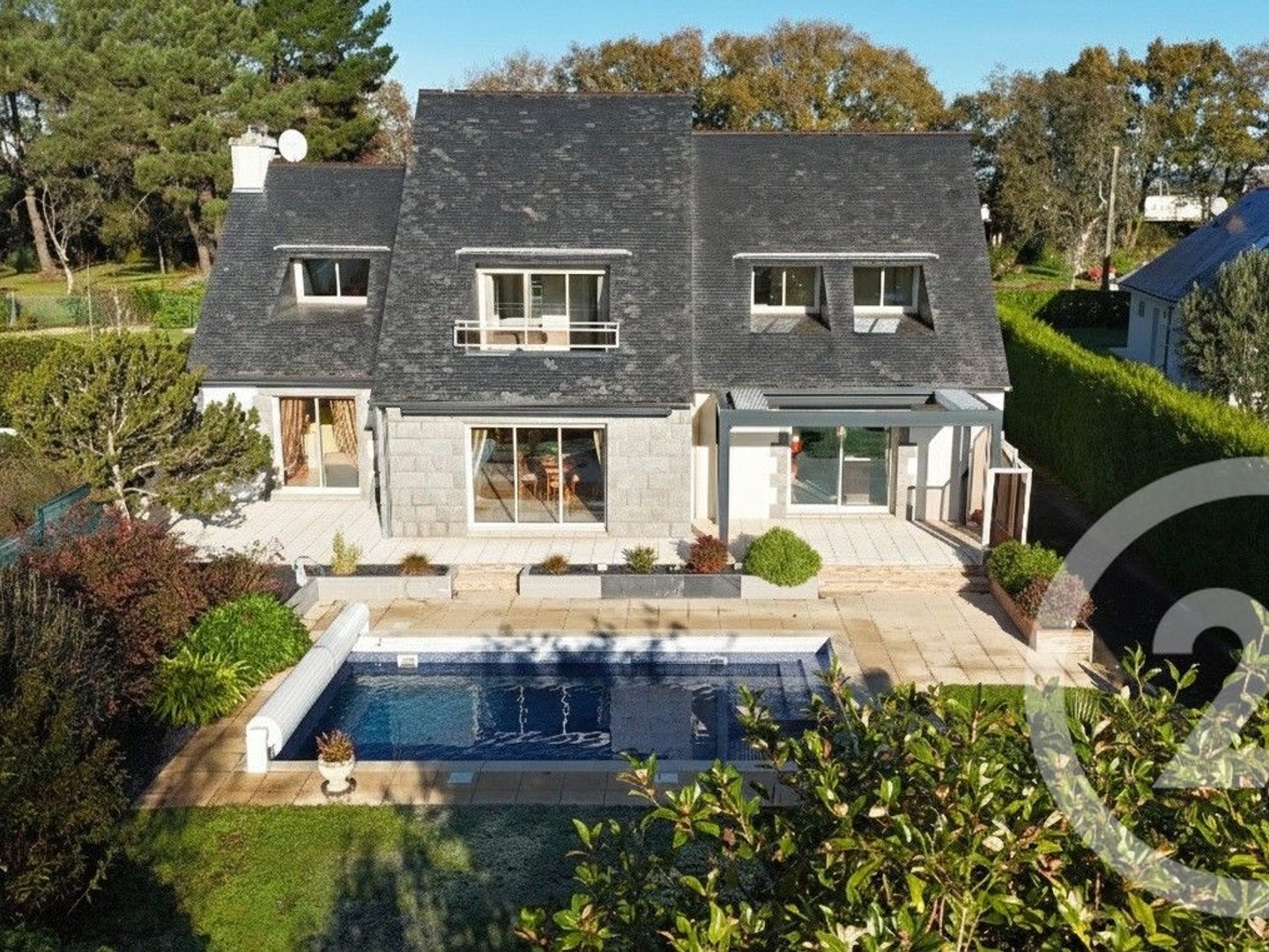 Maison 6 pièces 199 m²