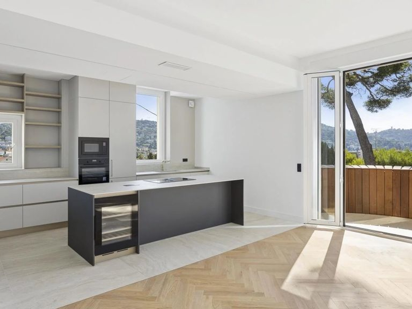 Appartement à vendre - 5 pièces - 181m2 - Le Cannet (06110)