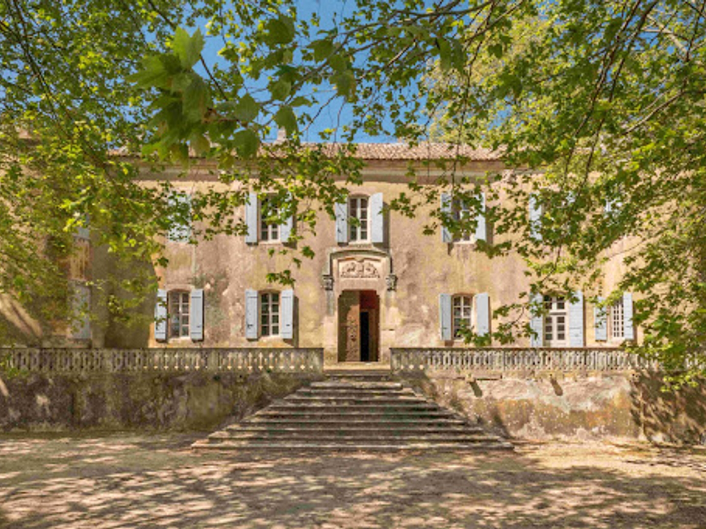 Château 9 pièces 450 m²