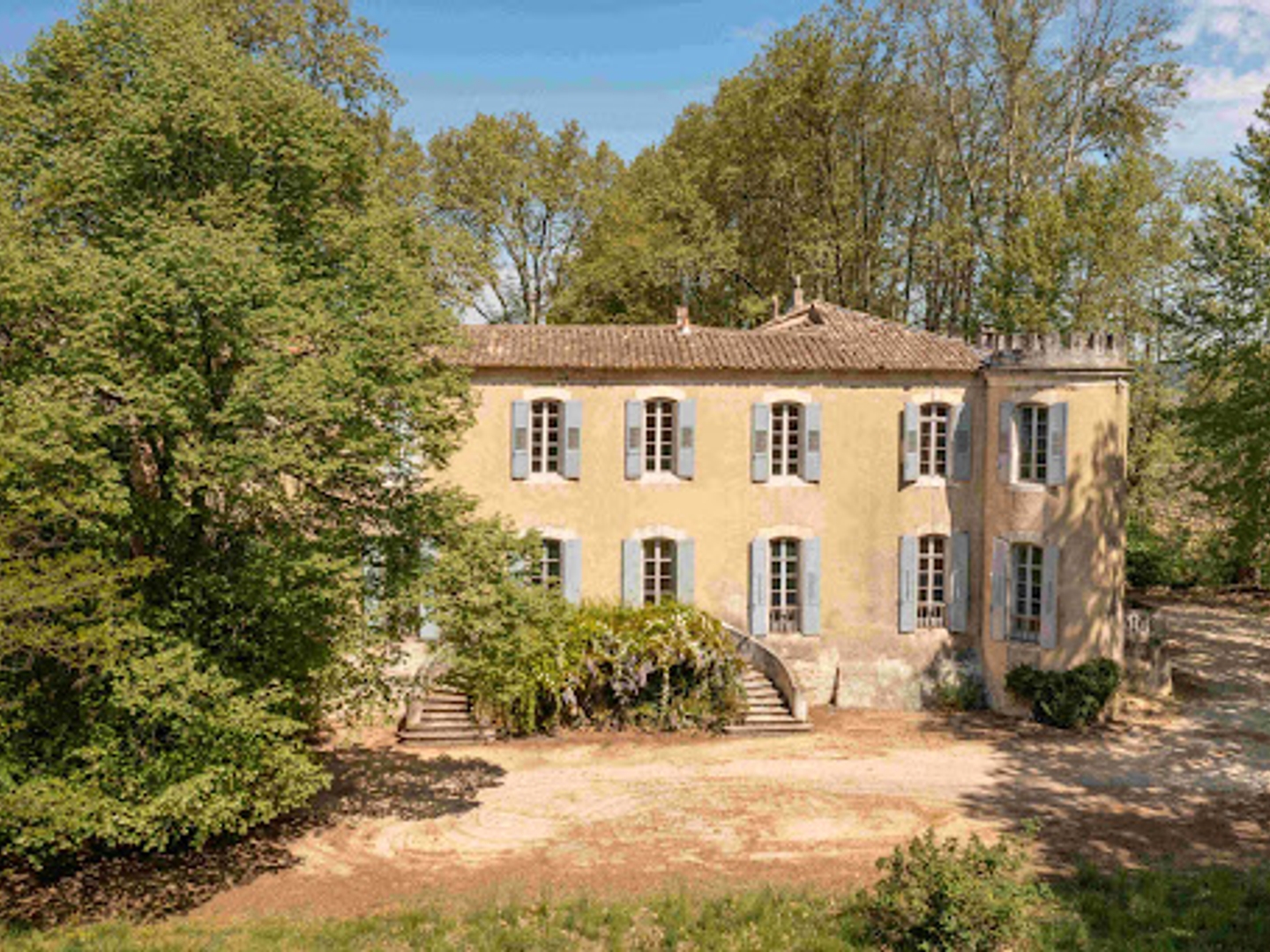 Maison à vendre - 9 pièces - 450m2 - Sabran (30200)