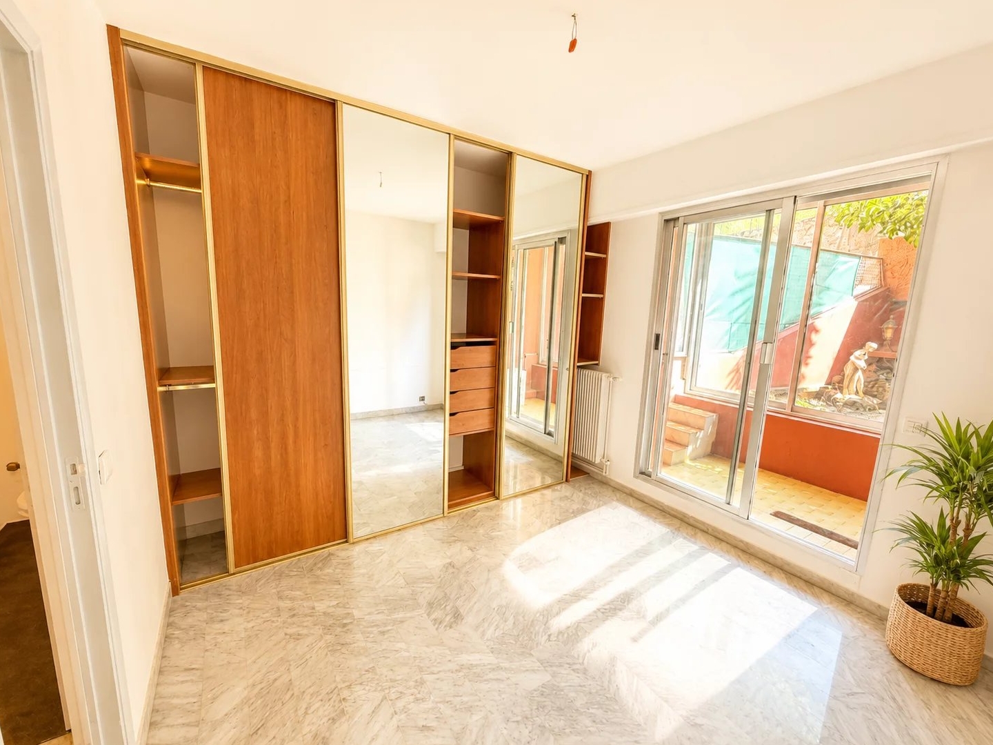 Appartement à vendre - 2 pièces - 56m2 - Menton (06500)