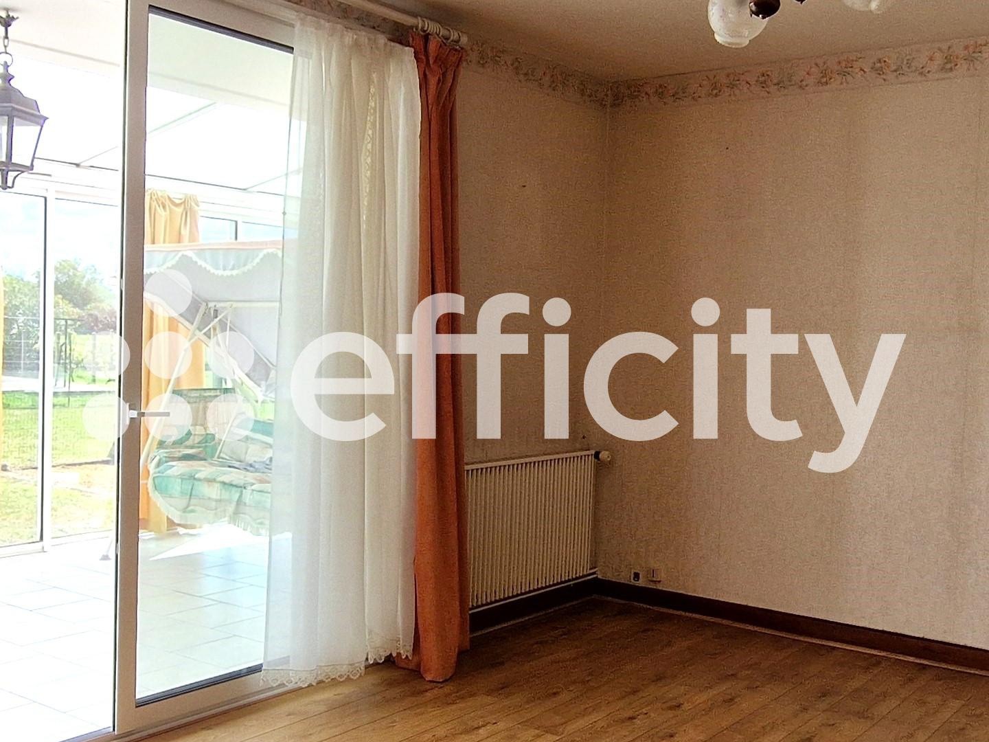 Maison à vendre - 5 pièces - 113m2 - Saint-Just-Luzac (17320)