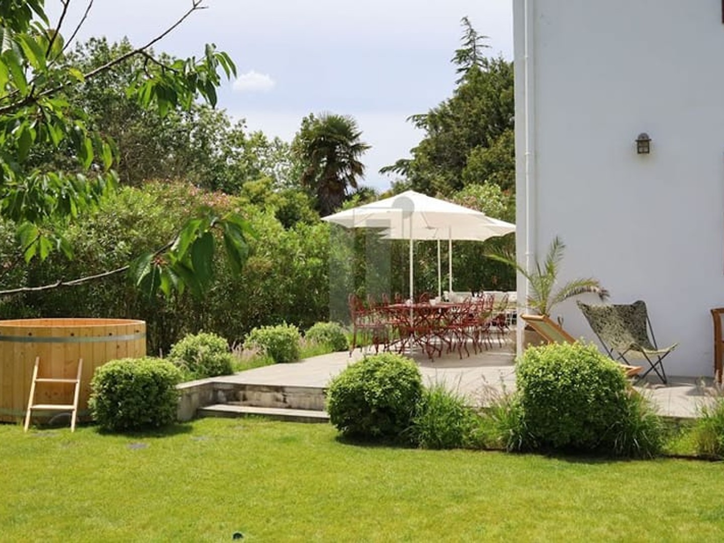 Maison 12 pièces 650 m²