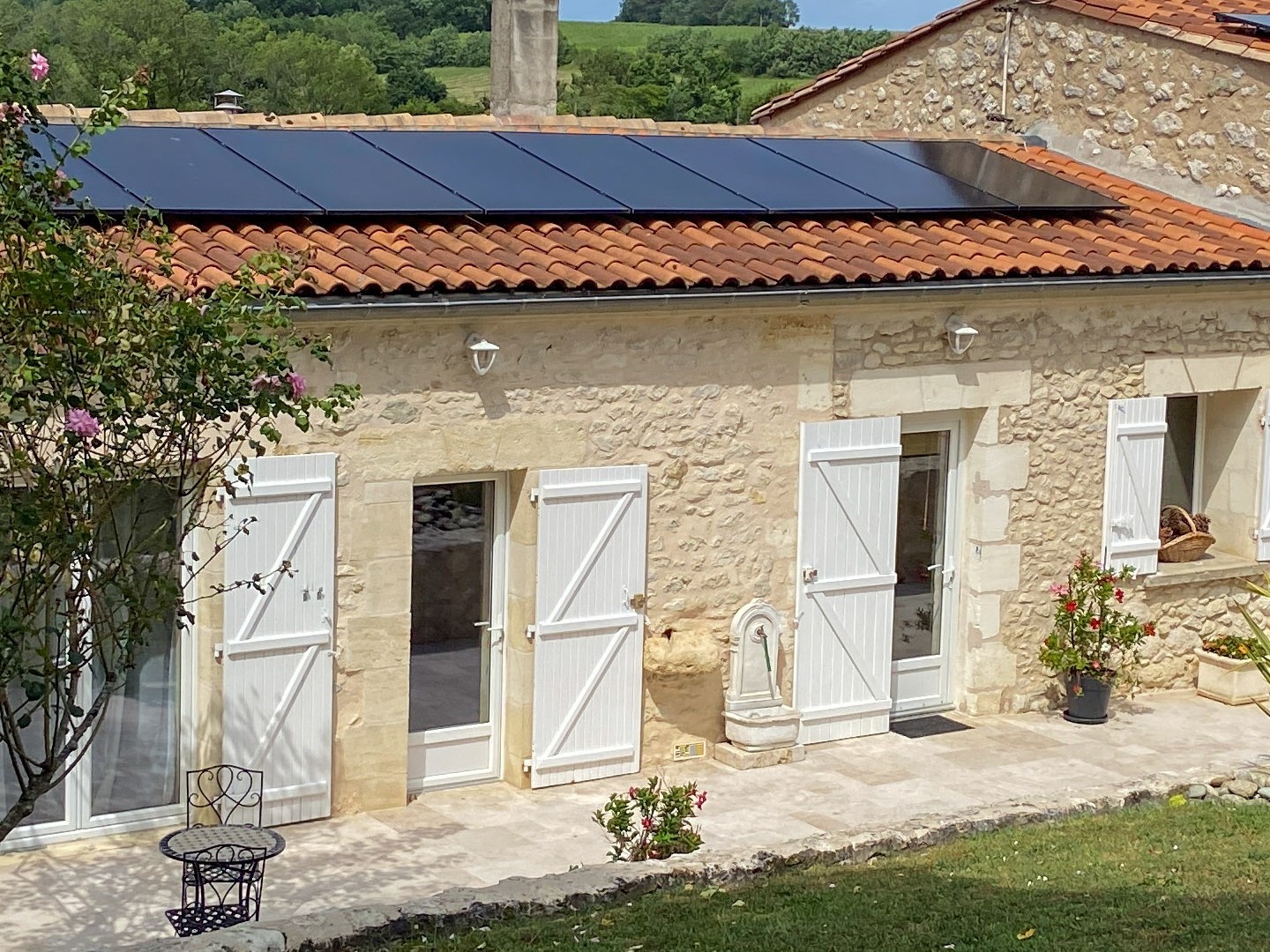 Maison à vendre - 7 pièces - 215m2 - Villegouge (33141)