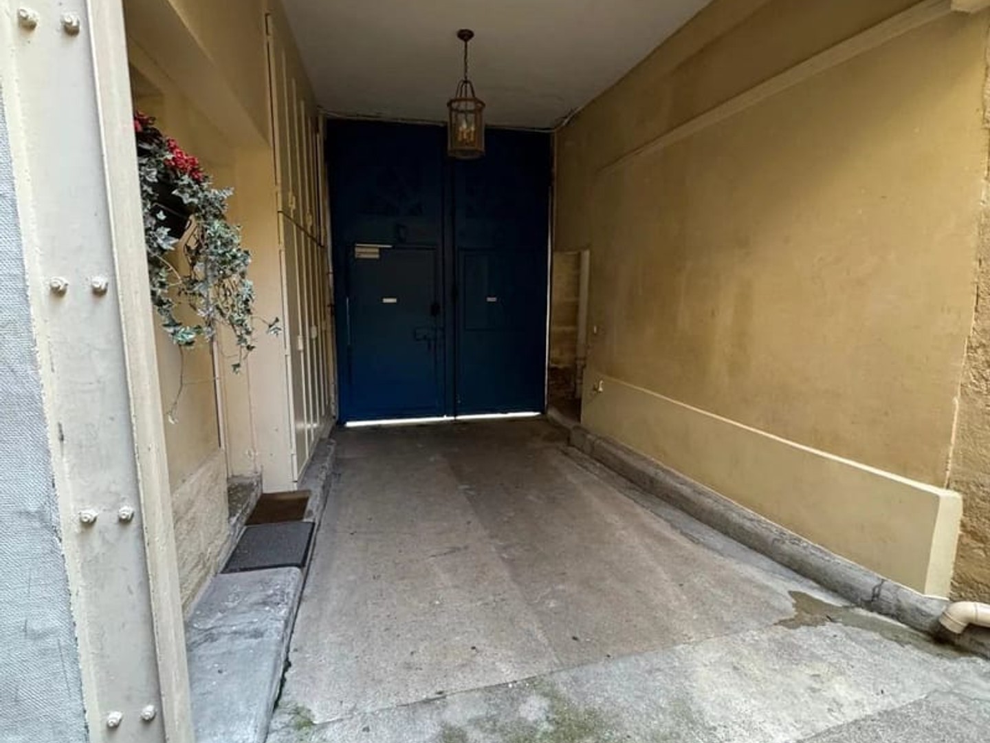 Bureaux 3 pièces 71 m²