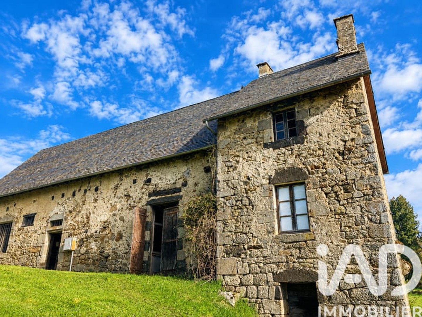 Maison à vendre - 6 pièces - 175m2 - Sérandon (19160)