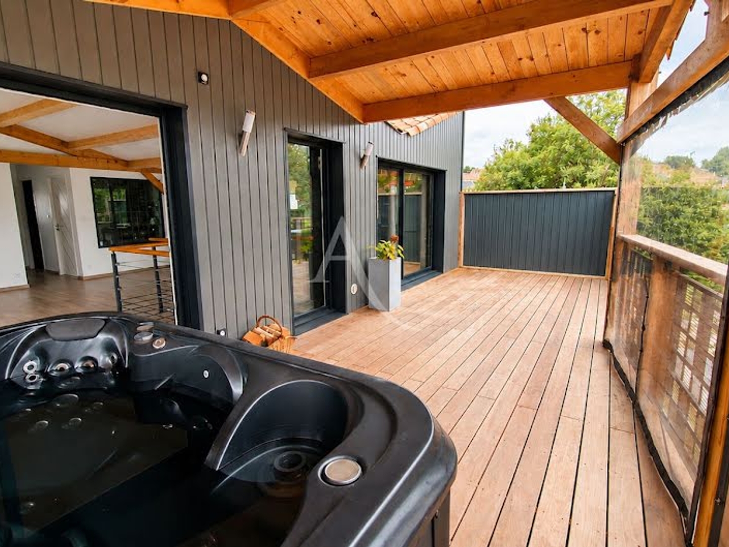 Maison à vendre - 6 pièces - 212m2 - Talmont-Saint-Hil... (85440)