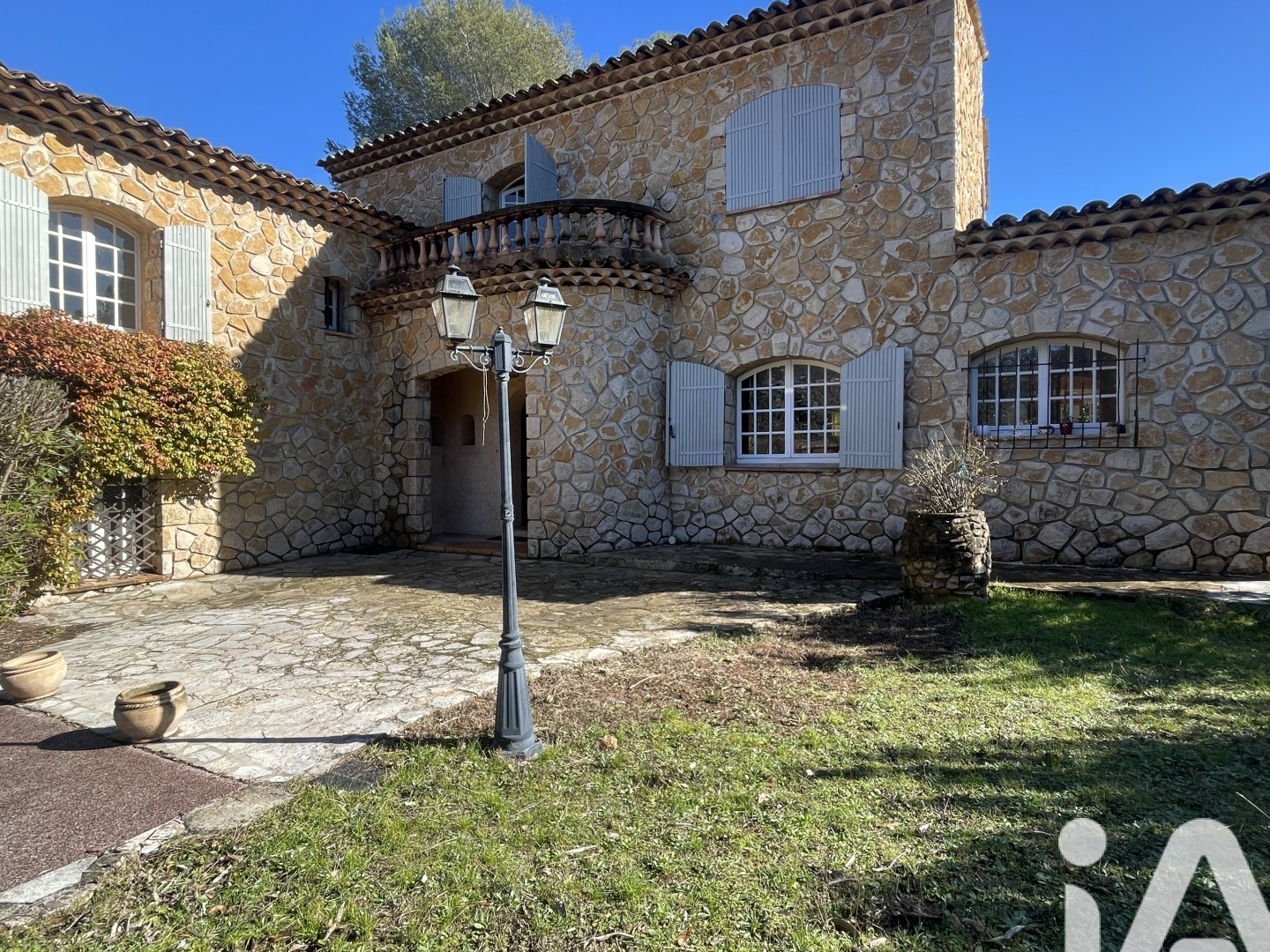 Maison à vendre - 5 pièces - 180m2 - Peymeinade (06530)