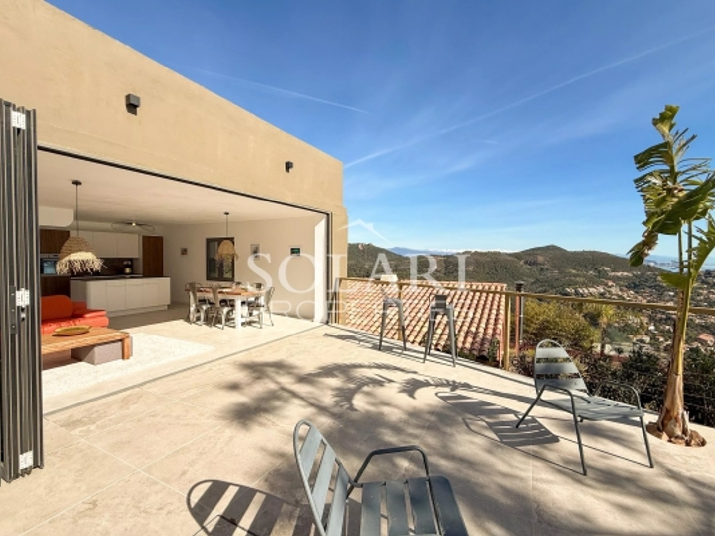 Maison à vendre - 4 pièces - 104m2 - La Londe-Les-Maures (83250)