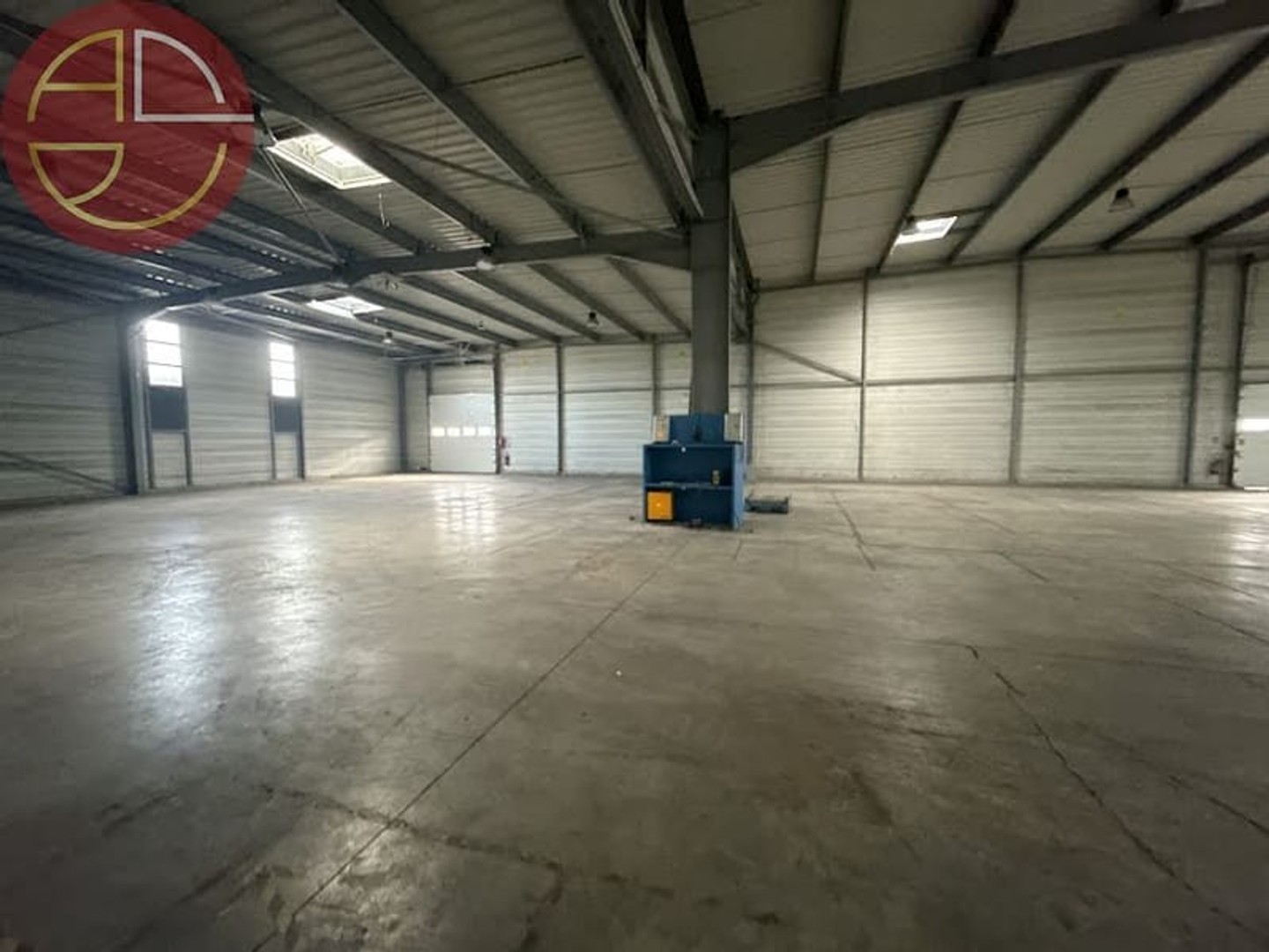 Parking/Garage/Box 1000 m²