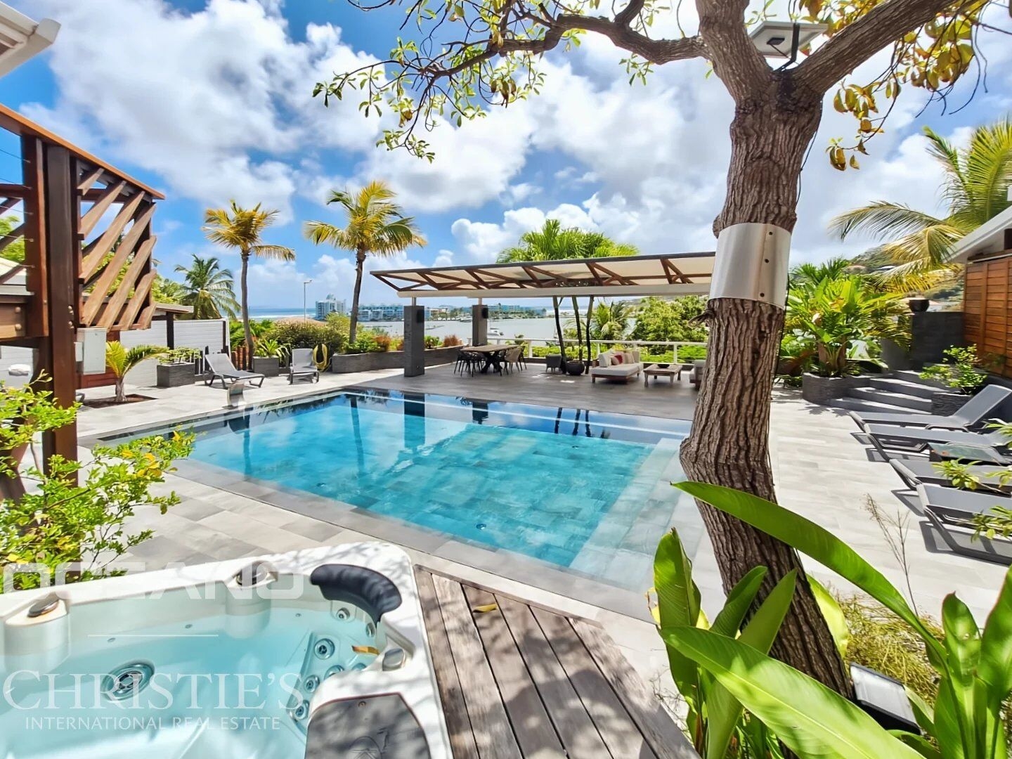 Magnifique Villa vue mer + 3 bungalows