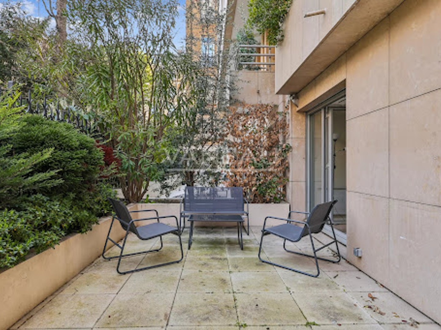 Appartement à vendre - 2 pièces - 63m2 - Paris 16e (75016)