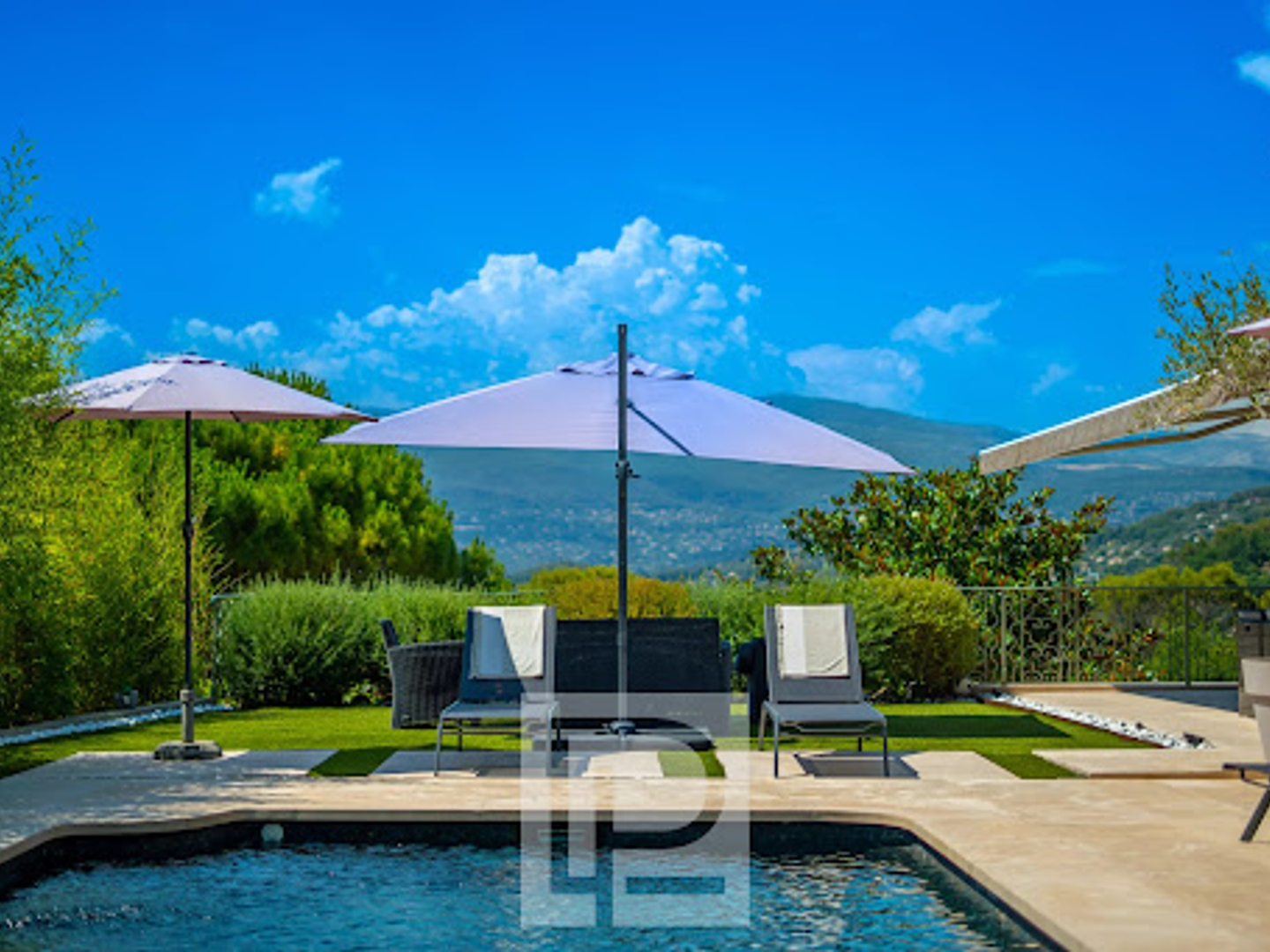 Maison à vendre - 7 pièces - 220m2 - Mougins (06250)