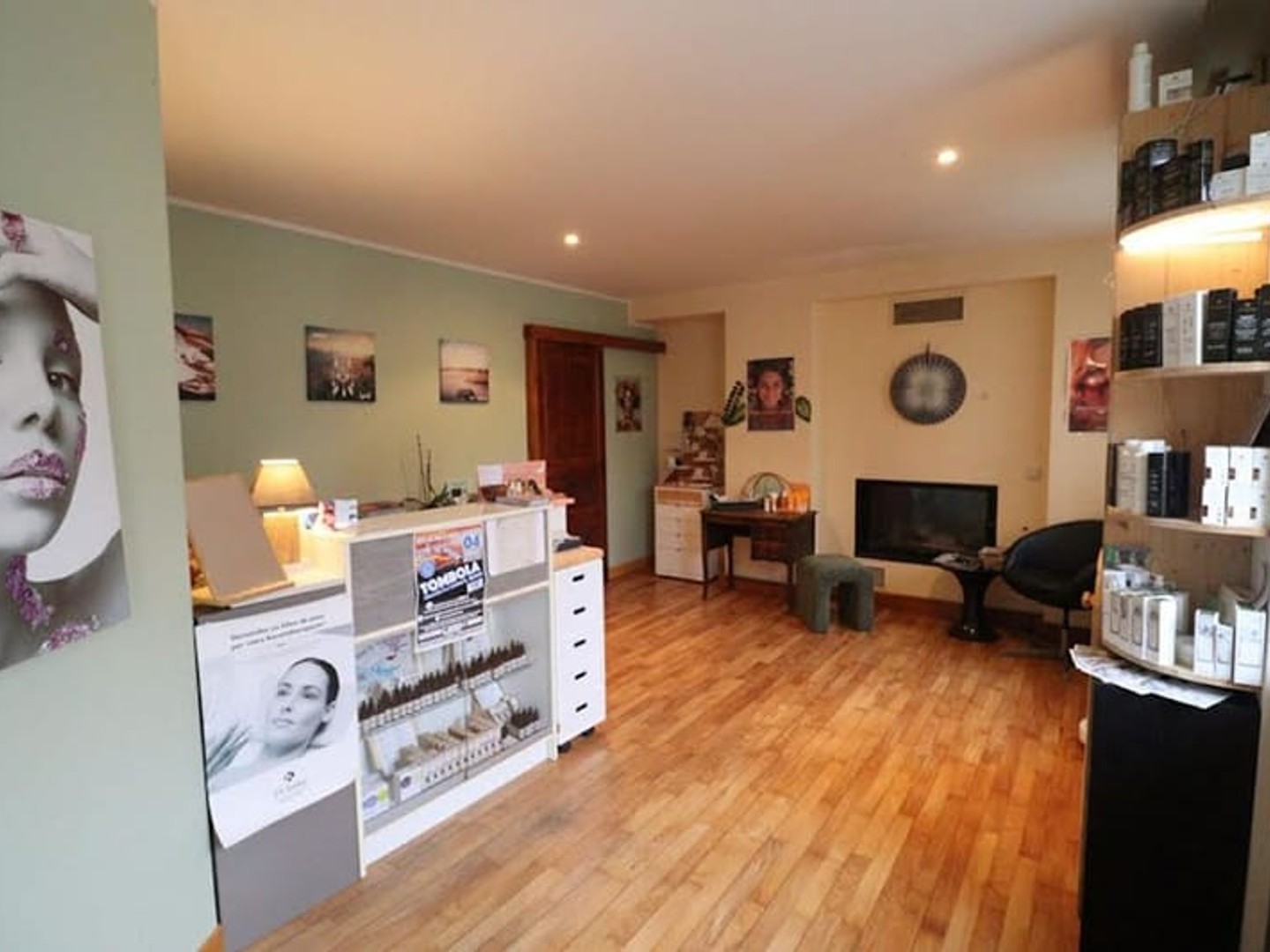 Maison à vendre - 8 pièces - 237m2 - Lanmeur (29620)
