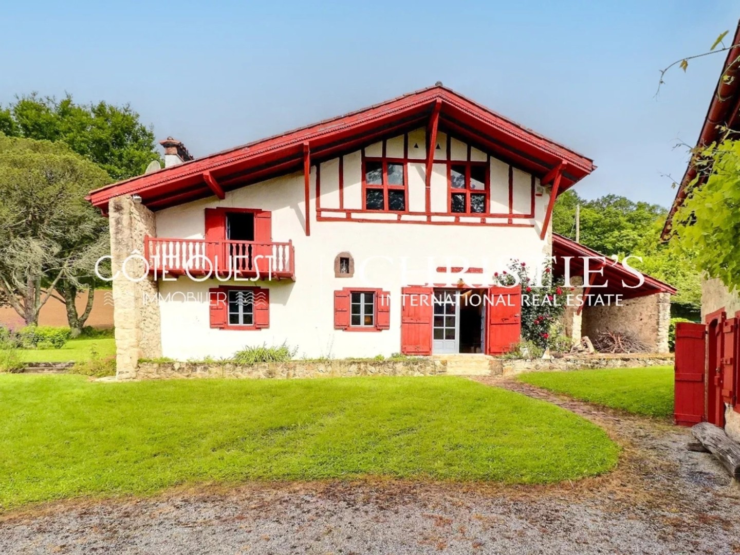 À vendre Macaye - Ferme du 18ème siècle proche Louhossoa