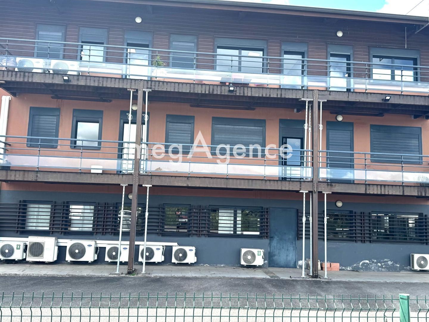 Immeuble à vendre - 4 pièces - 870m2 - Cayenne (97300)