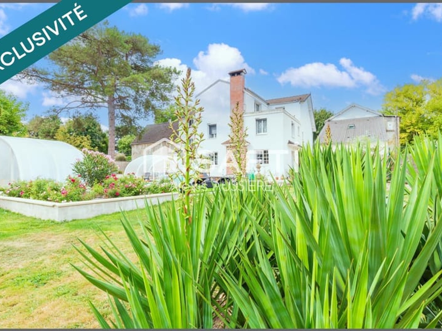 Maison 12 pièces 384 m²