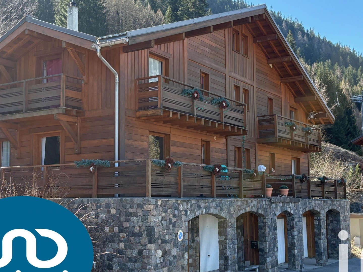 Immeuble 218 m²