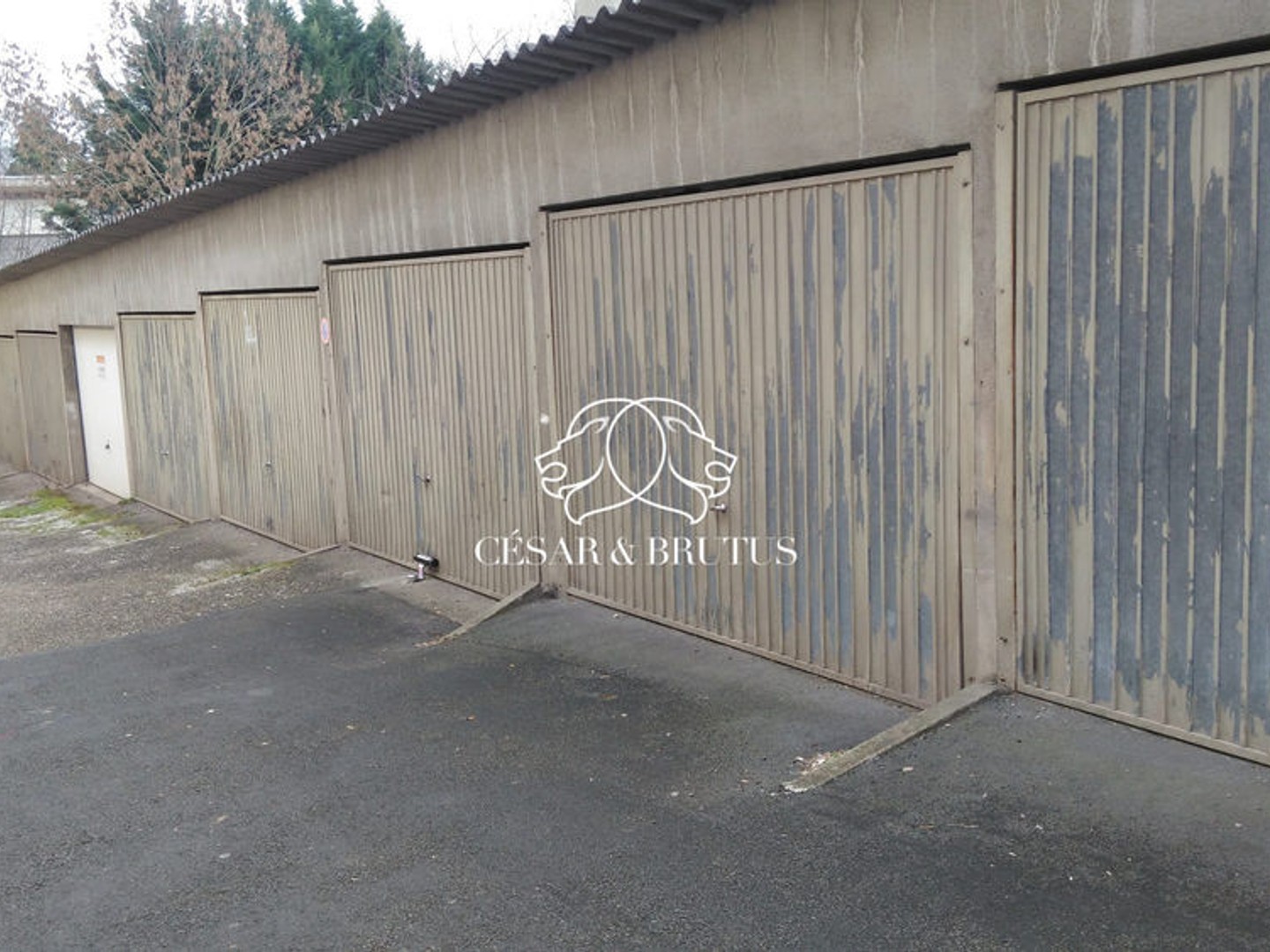 Parking / garage / box à vendre - Firminy (42700)