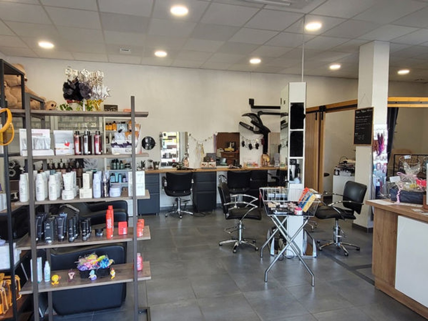 Magasin à vendre - 1 pièce - Solliès-Pont (83210)