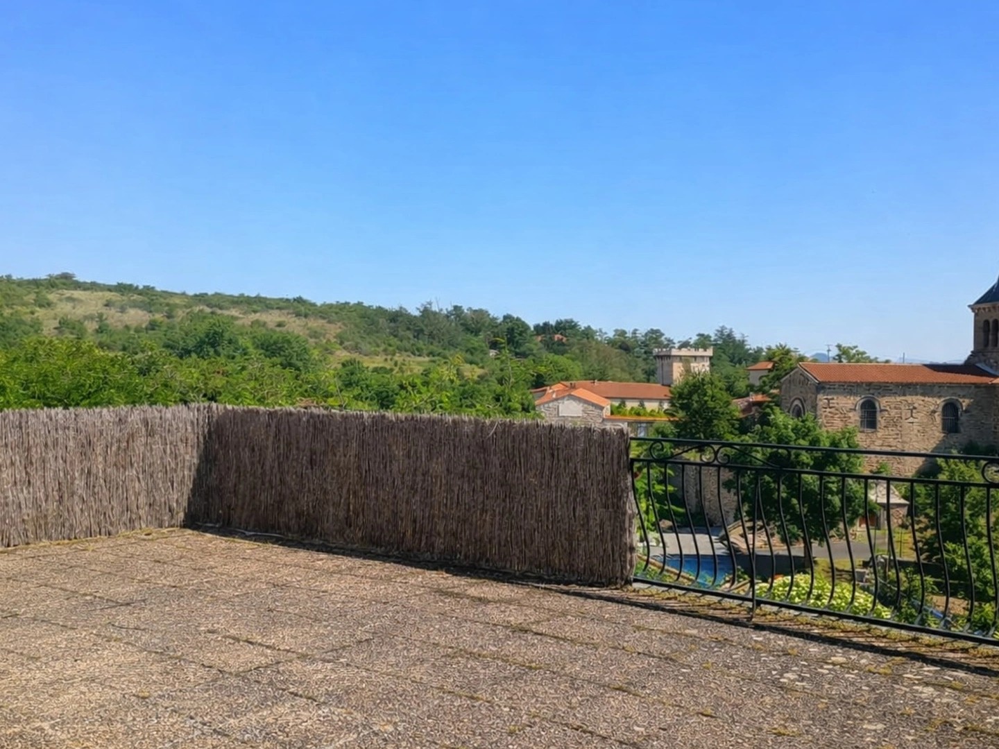 Maison à vendre - 4 pièces - 120m2 - Beaulieu (63570)