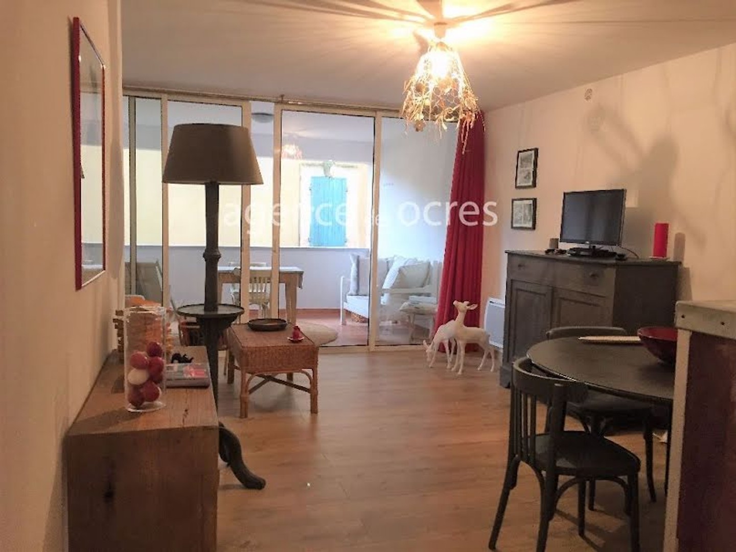 Immeuble à vendre - 4 pièces - 145m2 - Roussillon (84220)