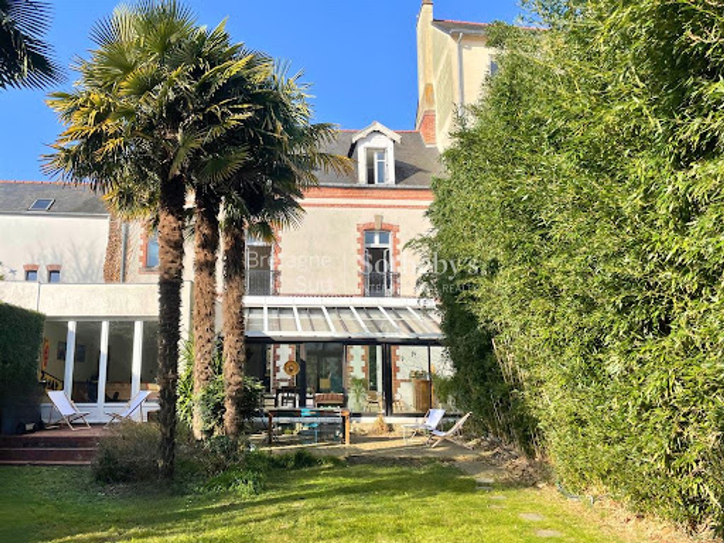 Maison 9 pièces 287 m²