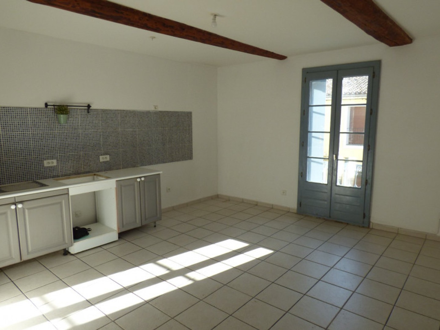Appartement à vendre - 4 pièces - 70m2 - Pézenas (34120)