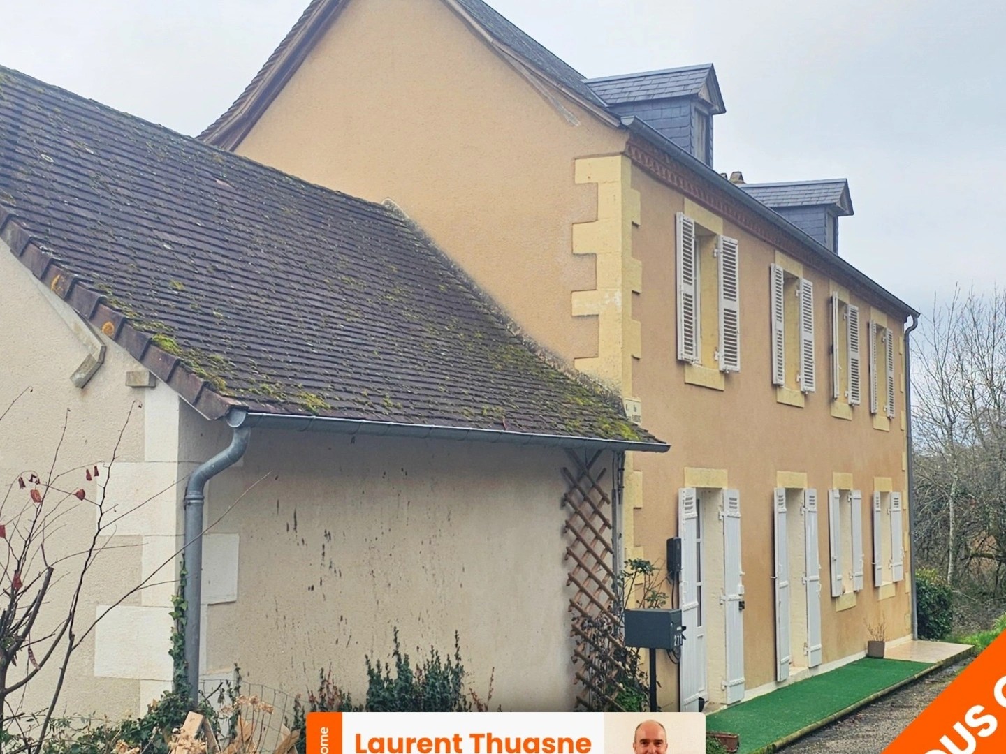 Maison à vendre - 6 pièces - 125m2 - Hautefort (24390)