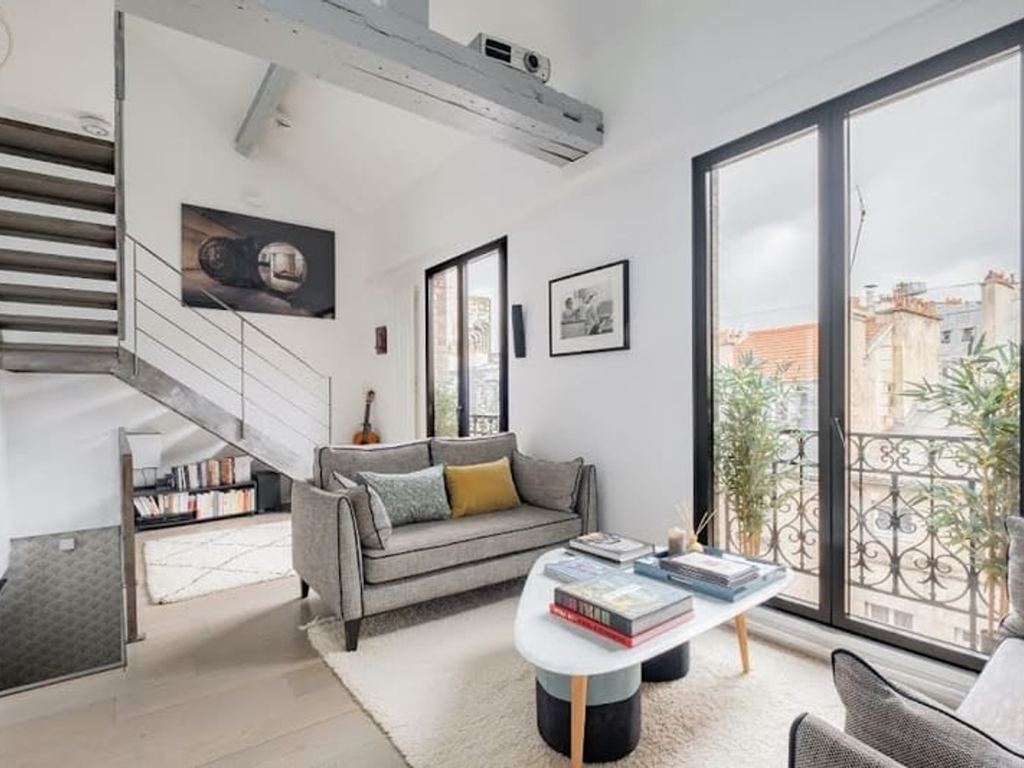 Appartement à vendre - 7 pièces - 131m2 - Paris 17e (75017)