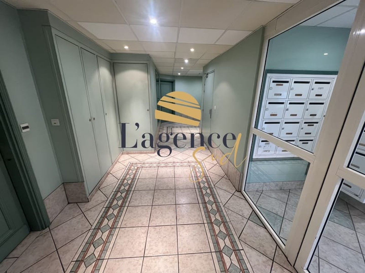 Appartement à vendre - 2 pièces - 33m2 - Toulon (83200)