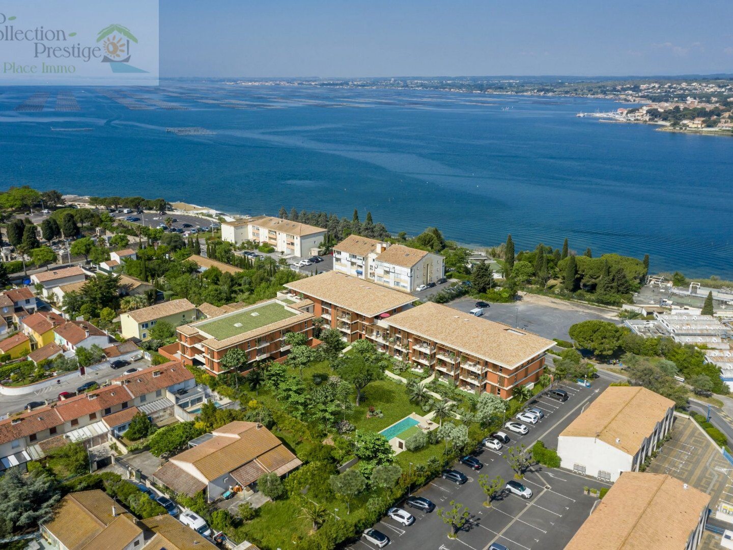 Appartement à vendre - 4 pièces - 131m2 - Balaruc-Les-Bains (34540)