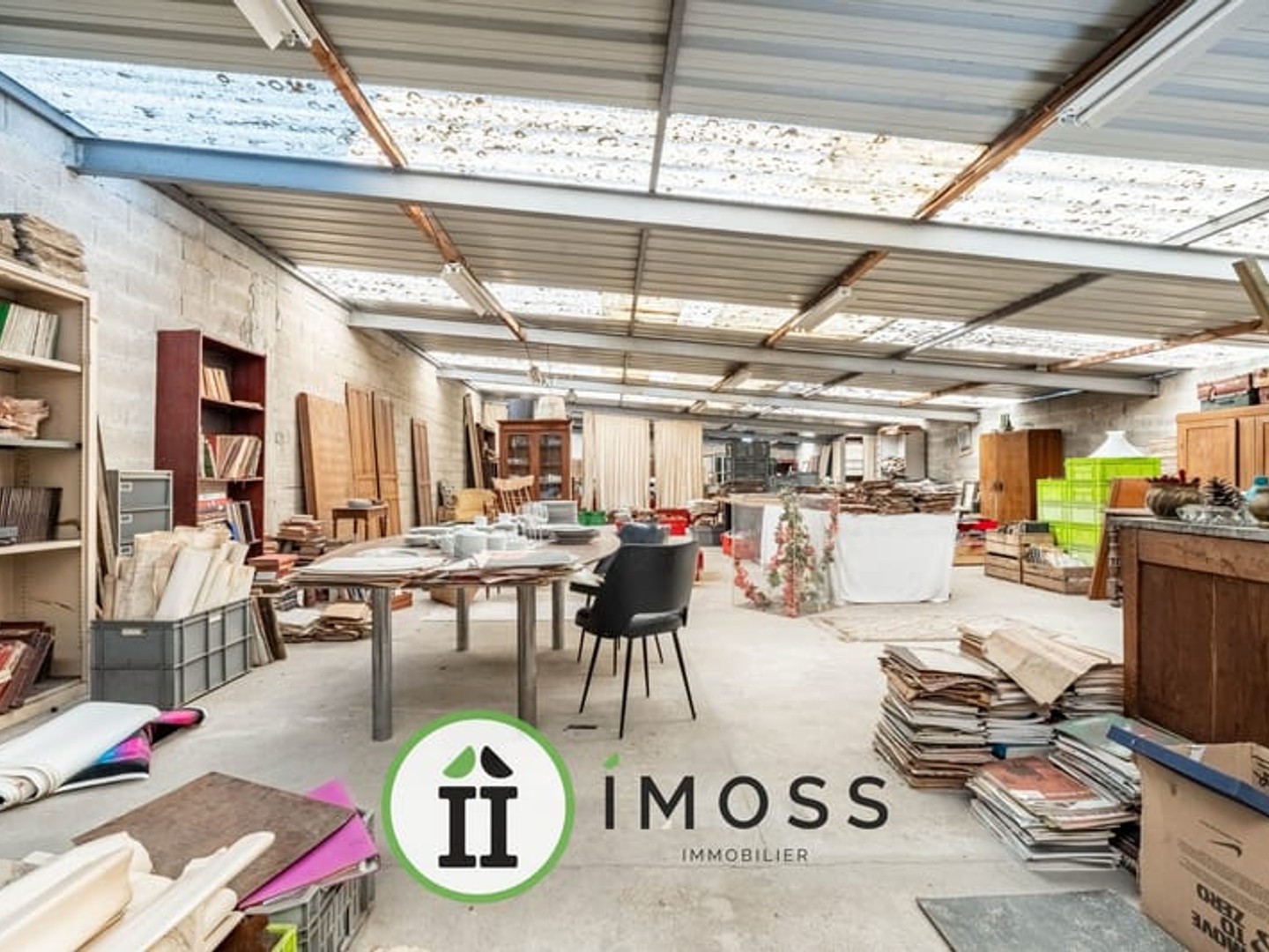 Locaux à vendre - 445m2 - Saint-Ouen (93400)