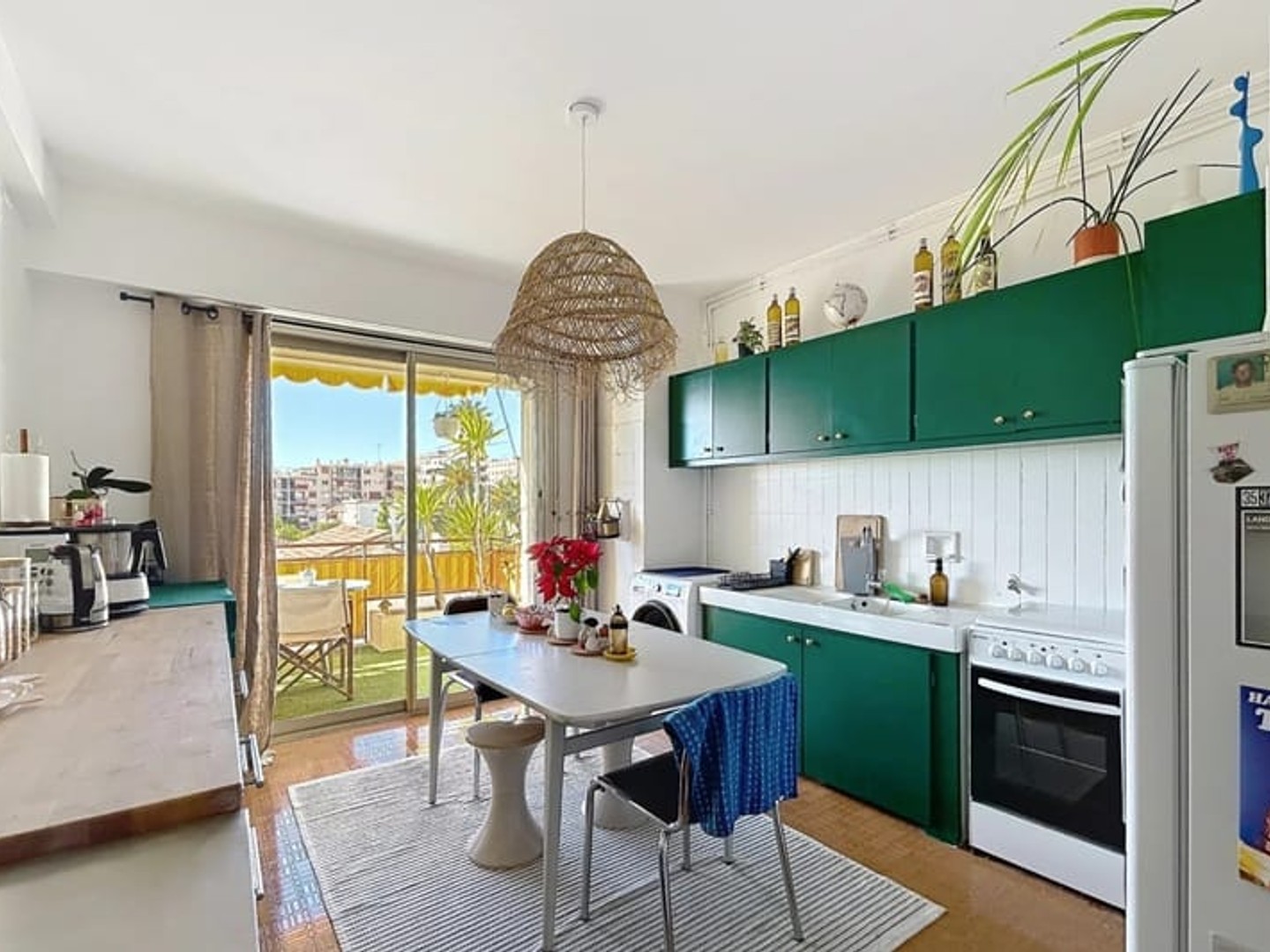 Appartement à vendre - 2 pièces - 60m2 - Saint-Laurent-Du-Var (06700)