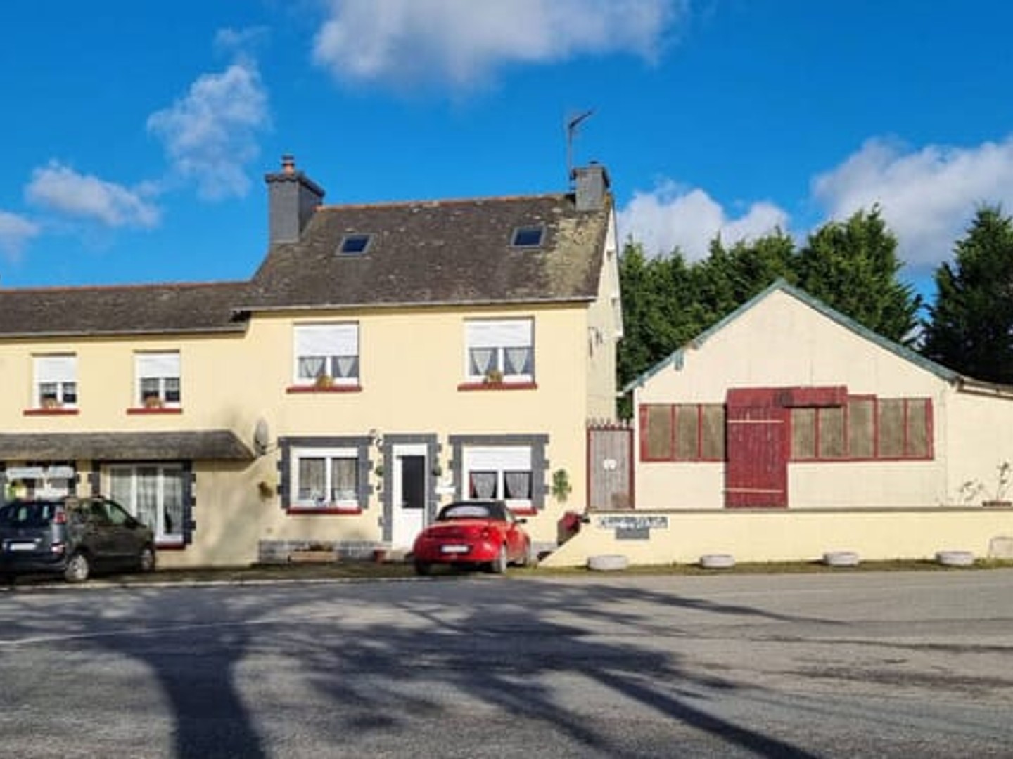 Maison à vendre - 15 pièces - 286m2 - Corlay (22320)