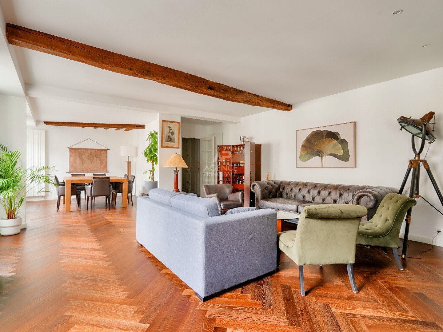 Versailles Saint-Louis Appartement 3 pièces 94m² carrez (96m² au sol), 2ème et dernier étage