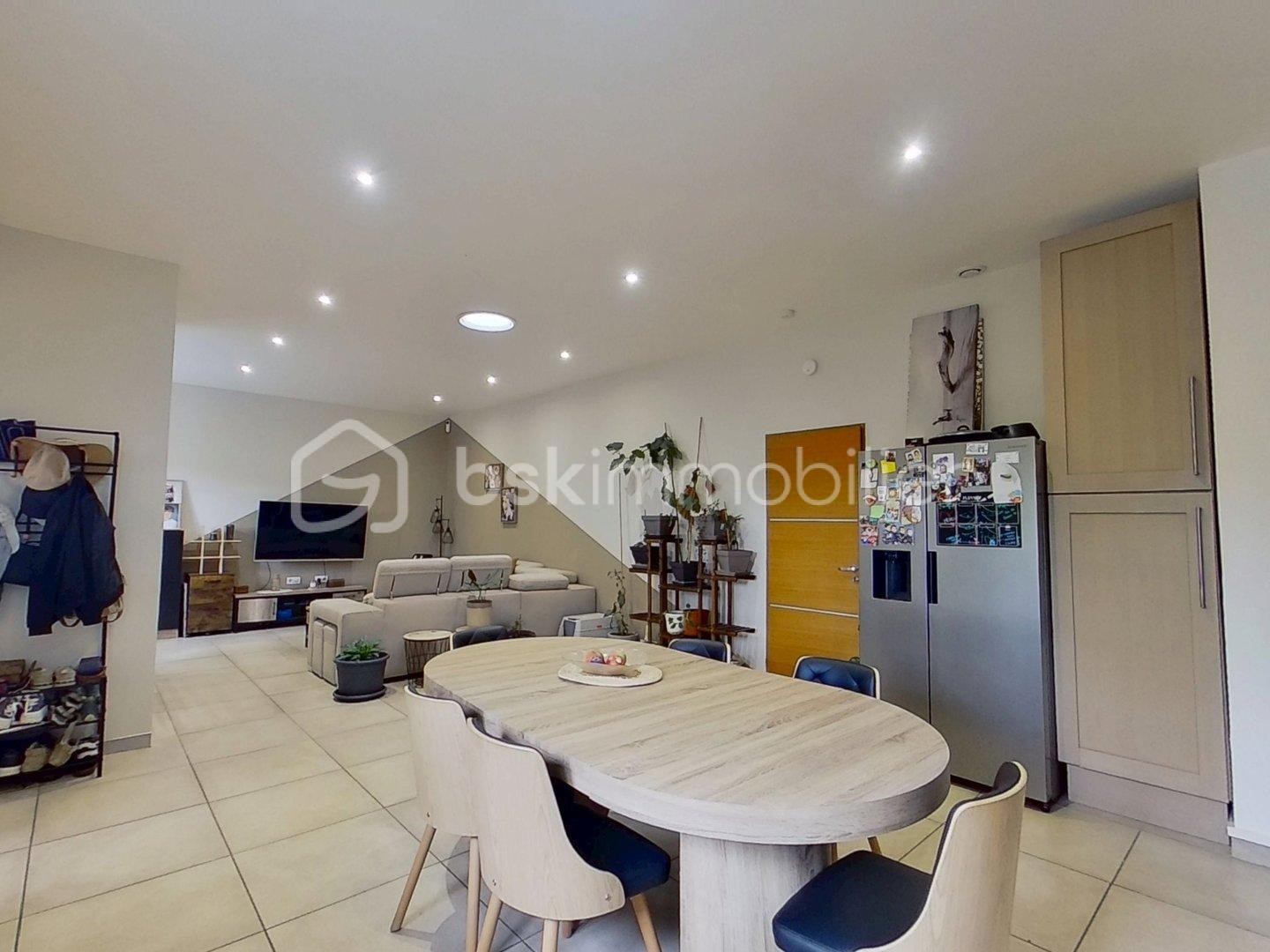 Maison à vendre - 3 pièces - 77m2 - Montélimar (26200)